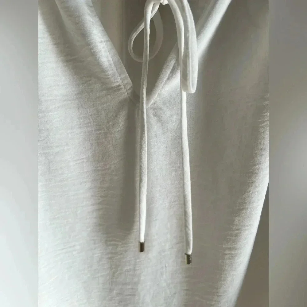 Tommy Hilfiger top, created a solid-color style that's wearable. Size X-large - Picture 11 of 13